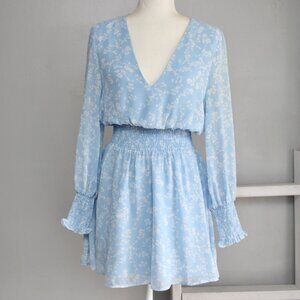 Q+A Los Angeles Blue White Smocked V-Neck Long Sleeve Mini Party Dress Medium